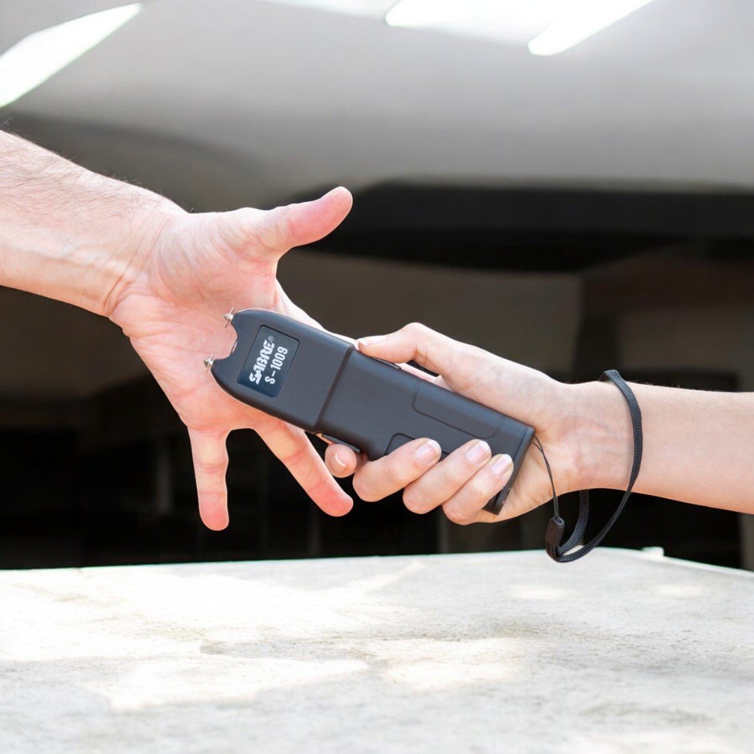 Super Hi DC Plus Self Protector Tactical 928 Type Gadgets Direct current – Ultra High Voltage Powerful Rechargeable Stun Gun Taser Self Defence with Tactical Flashlight