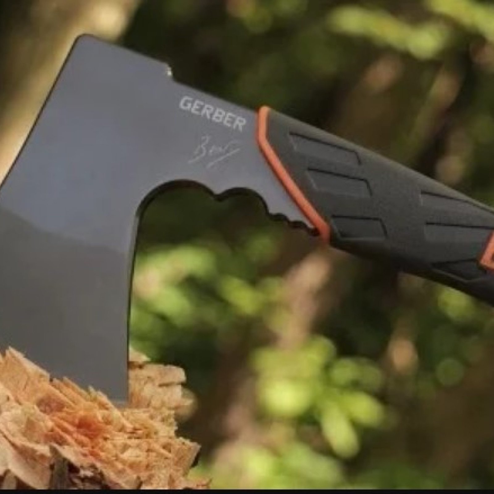 Gerber BEAR GRYLLS SURVIVAL HATCHET and Axe